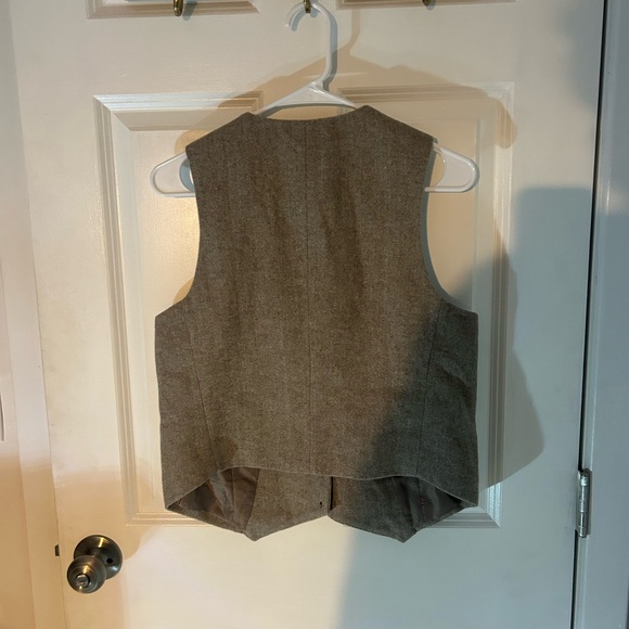 Banana Republic Herringbone Gray Vest - Picture 3 of 3
